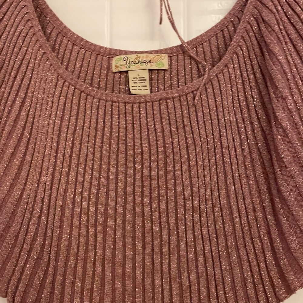 Younique splendid pleated, ribbed and elastic top. Batwing sleeves, size L. - Picture 9 of 16